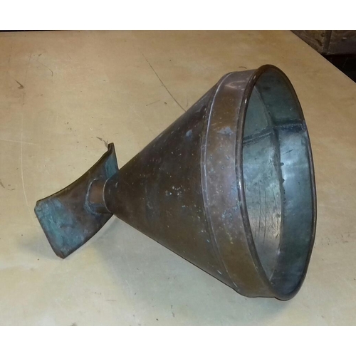 201 - Vintage copper beer barrel funnel