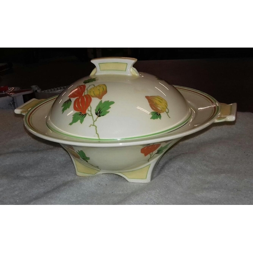 44 - Royal Doulton gem art deco tureen with lid