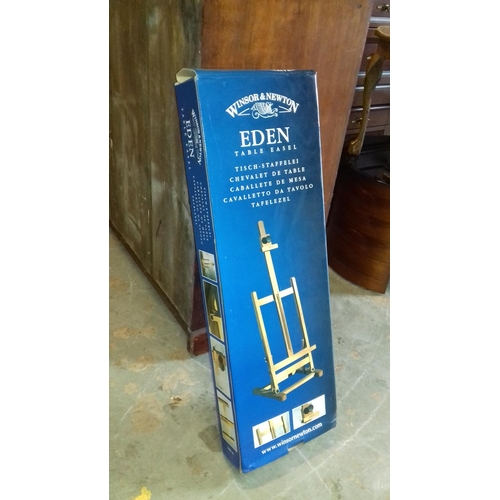 9 - Boxed Winsor and Newton Eden table easel