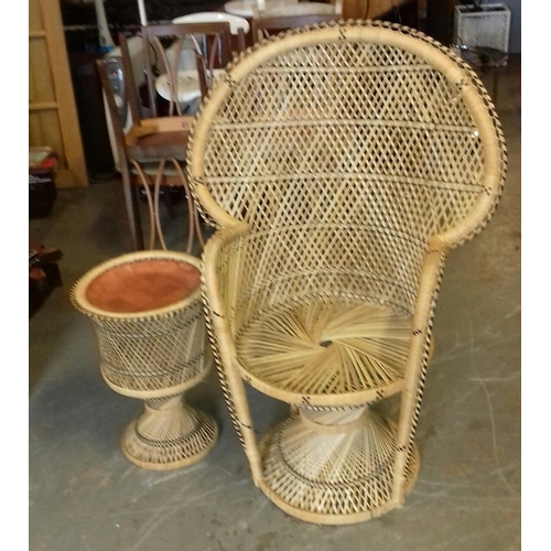 461 - Retro peacock wicker chair with matching drum table