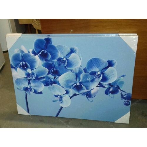 18 - 2 x new and sealed 77 x 57 cm blue flower canvas pictures