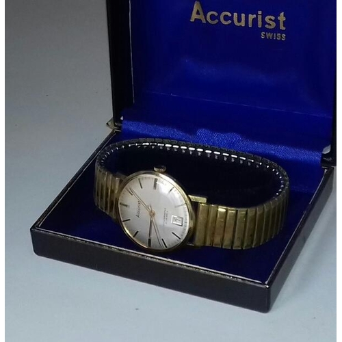 639 - Vintage working Accurist shock master 21 jewel calendar wristwatch in original box with expanding st... 