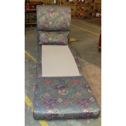 420 - Rest assured floral-print guest bed chair