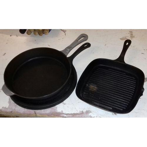 264 - 3 x assorted cast iron skillets and pans