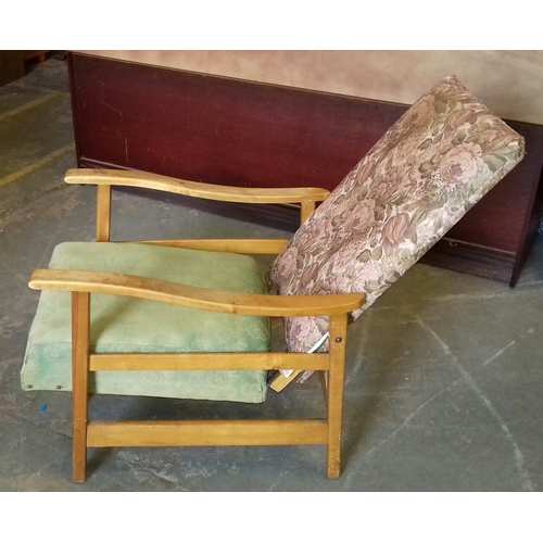 456 - Vintage reclining chair