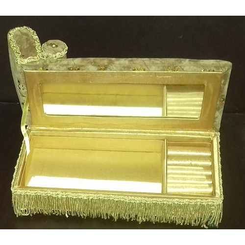 194 - Chaise lounge shaped jewellery box