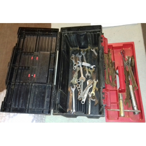 212 - Hard plastic tool box with assorted mainly spanners