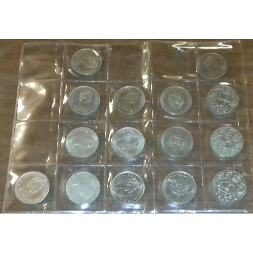 543 - 15 x royal commemorative crowns in clear coin pouch