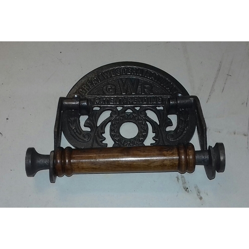 119 - Vintage cast iron Great Western Railway toilet roll holder