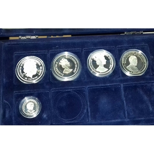 585 - Westminster coin collection set of 29 x Queen Mother approved, H.M. Queen Elizabeth the Queen Mother... 