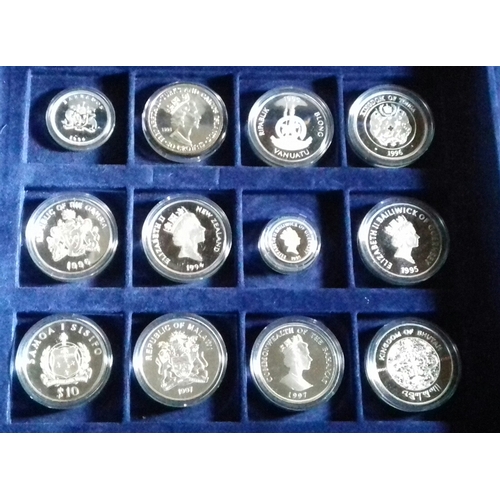 585 - Westminster coin collection set of 29 x Queen Mother approved, H.M. Queen Elizabeth the Queen Mother... 