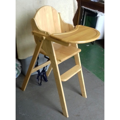 457 - Light wood folding high chair