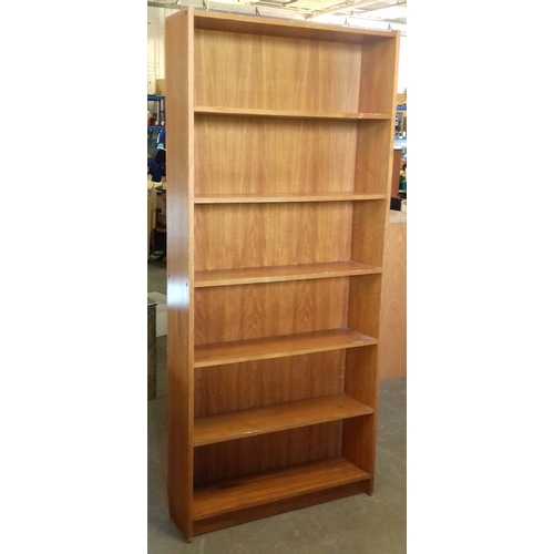 461 - 90.5 x 24 x 199 cm tall teak book case