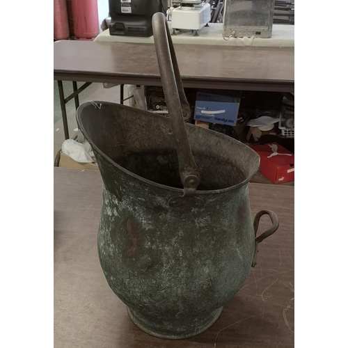 40 - Vintage brass coal bucket