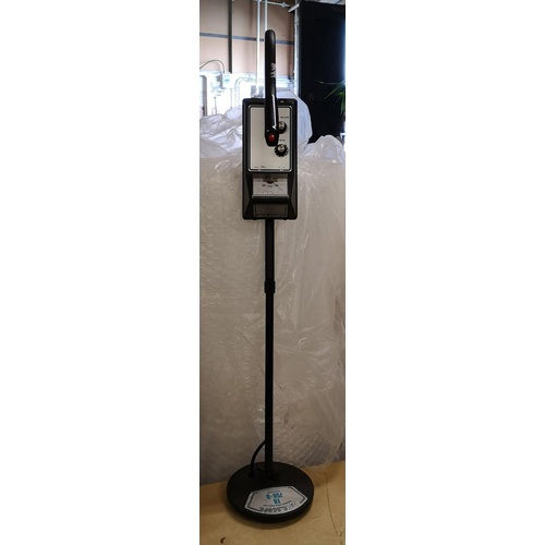 238 - C-Scope metal detector model TR 750-D