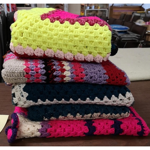 259 - Bundle of assorted colour and size vintage crocheted blankets