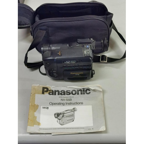 121 - Retro Panasonic Palmcorder vhs-c camera model NV-S5 with operating booklet and soft case - no batter... 