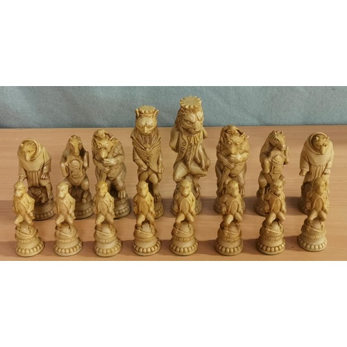 91 - Large vintage composite set of white animal chess pieces from Renard the fox set - the king stands a... 