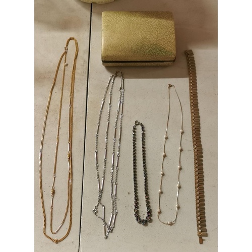 106 - 5 x assorted size gold and silver tone dress necklaces