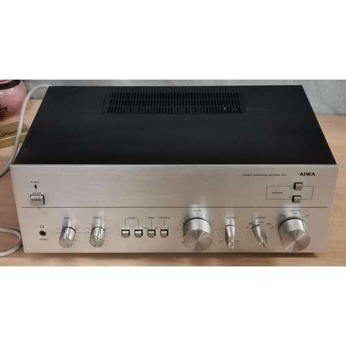 132 - Aiwa stereo integrated amplifier 8100