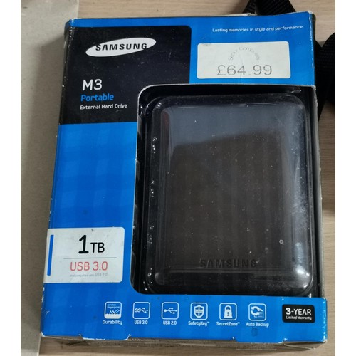 198 - Boxed and unused Samsung M3 portable 1tb external hard drive