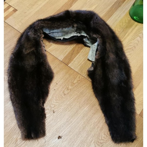 31 - Vintage Smith London fur collar