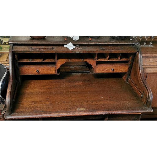 85 - 111 x 76 x 115 cm tall old oak roll top desk with key - needs minor restoration