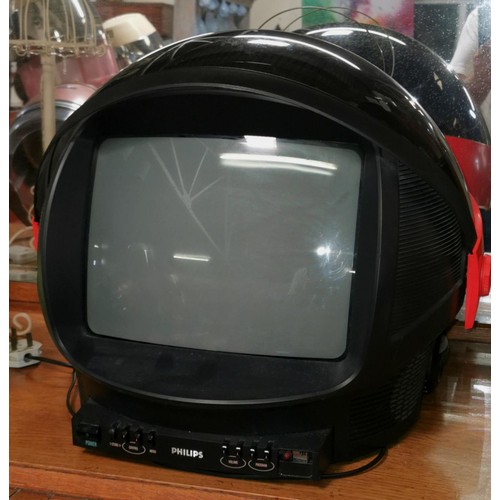 90 - Retro Philips discoverer 'astronaut helmet' portable television