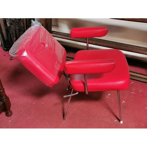 155 - Retro tilt back hair salon chair