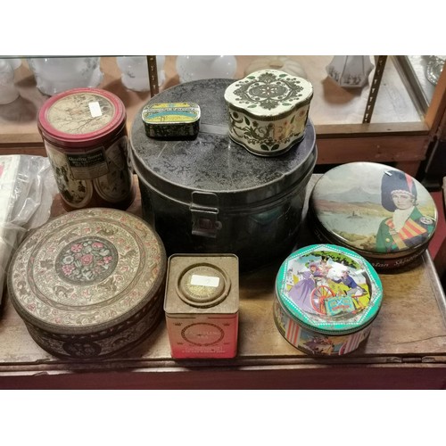 372 - Small bundle of vintage tins