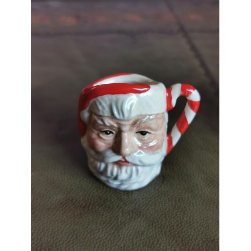 756 - Rare 4 cm tall Royal Doulton D6980 Santa Claus character jug