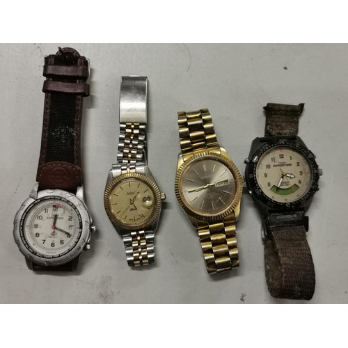 67 - 4 x assorted gents quartz watches being 2 x Timex Expedition, Loreleix & Gruen