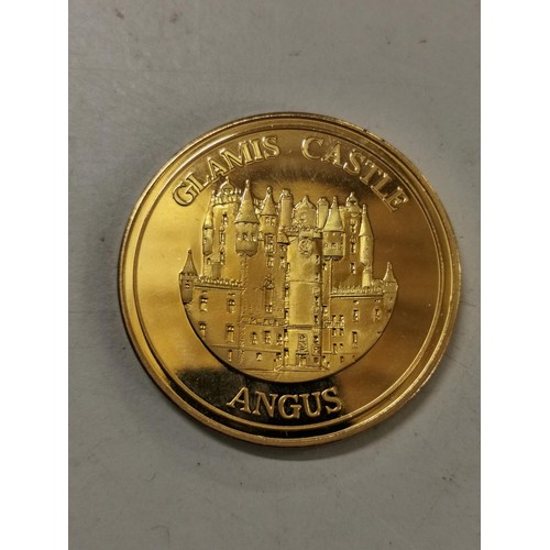 77 - 4.5 cm diameter 2000 Queen Mother centenary/Glamis Castle Angus gold plated coin