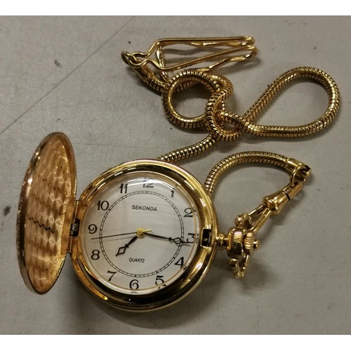 82 - Sekonda quartz gold tone cased pocket watch with chain
