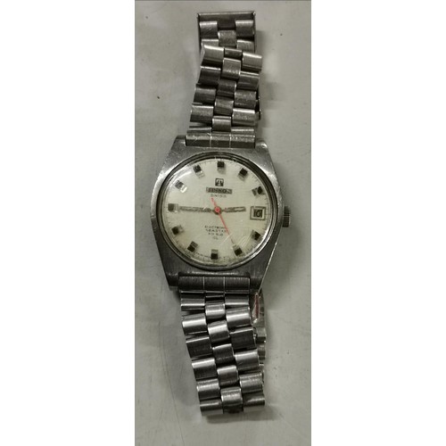 90 - Retro Tissot electronic Seastar PR 516 GL gents watch - glass heavily scratched and works for few se... 