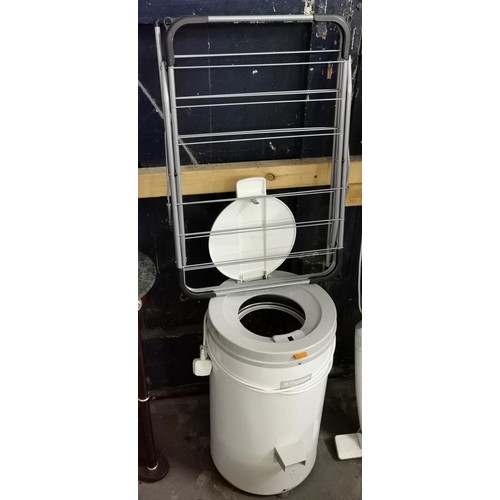 104 - Frigidaire electric spinner & folding clothes airer