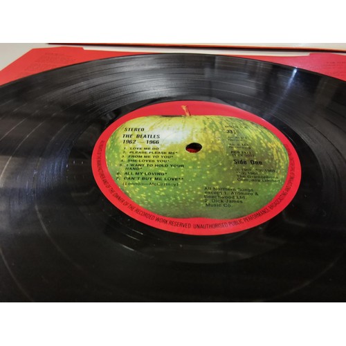 241 - The Beatles 1962-1966 vinyl double album - EMI Apple PCSP 717 - with inner lyric sleeves in very goo... 