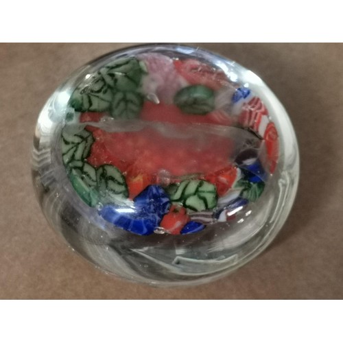 127 - 6.5 cm diameter vintage art glass millefiori paperweight