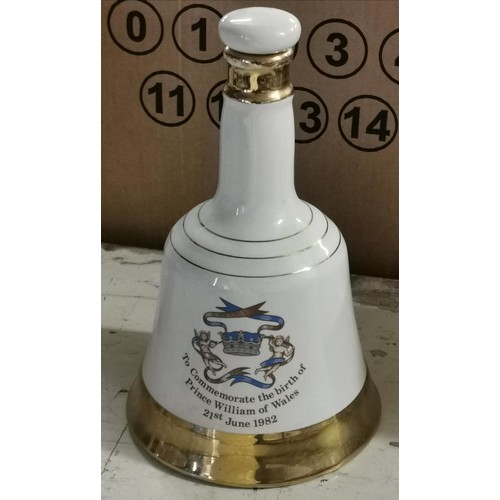 133 - 50 cl bell's Scotch whisky decanter to commemorate the birth of Prince William 1982