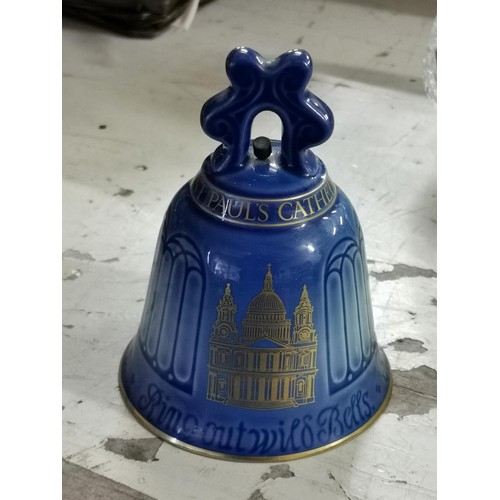 134 - B&G Copenhagen porcelain 1977 New Year bell