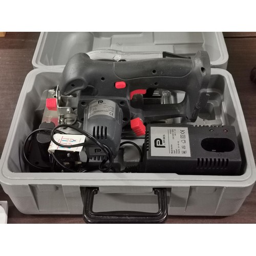 168 - 18 volt cordless circular saw in hard plastic case