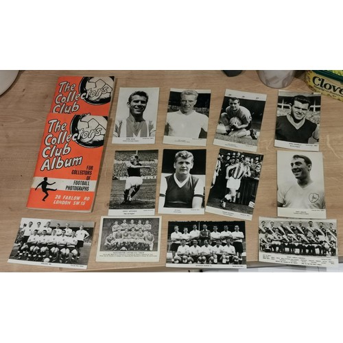 43 - 2 x vintage the collectors club albums and small bundle of assorted football picture postcards and p... 