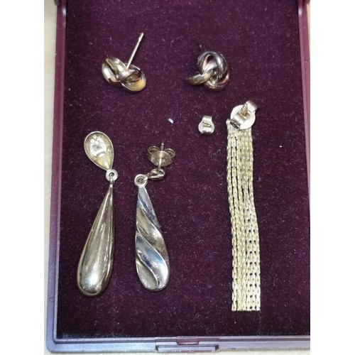 111 - Pair of plus 3 x single 9 ct gold earrings - 3.8 gms