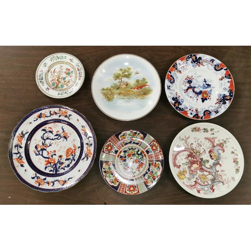 70 - Bundle of 6 x assorted size and pattern cabinet plates including Imari and hand painted etc