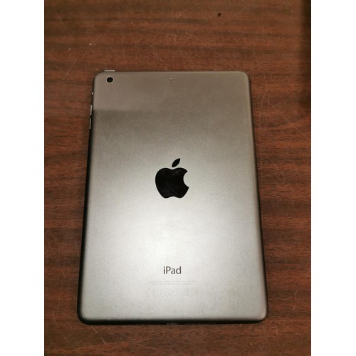 34 - Apple Ipad mini 2 model A1489, in good condition but no charger so untested