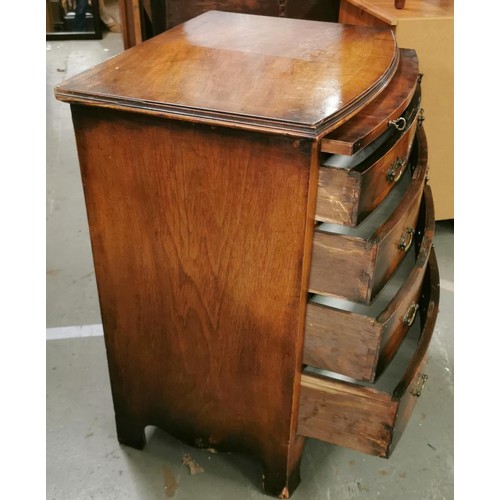 276 - 62 x 46 x 78 cm tall 19th century compact brushing slide 4 drawer chest