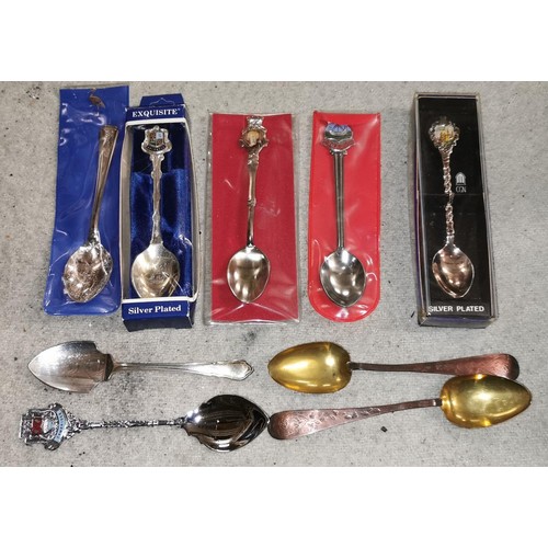 32 - Bundle of boxed and loose silver-plated souvenir spoons