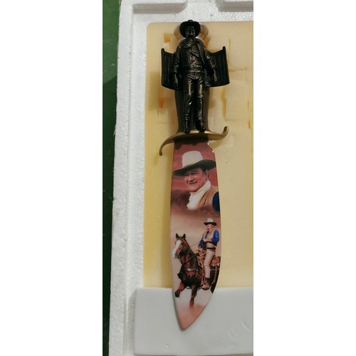 40 - Bradex limited edition John Wayne knife collection number 2 - western legend - in polystyrene case a... 