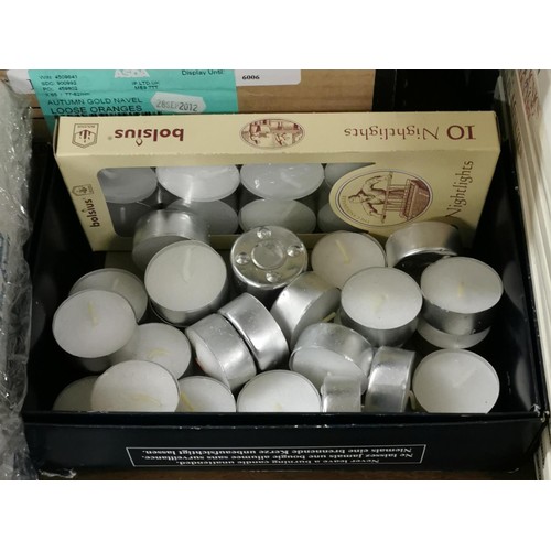 143 - Box of loose plus 1 pack of 10 unopened tea light candles