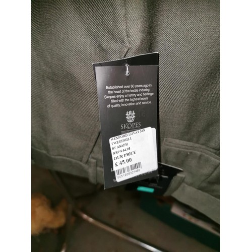 47 - 2 x new and tagged pairs of Skopes gents trousers size 34s